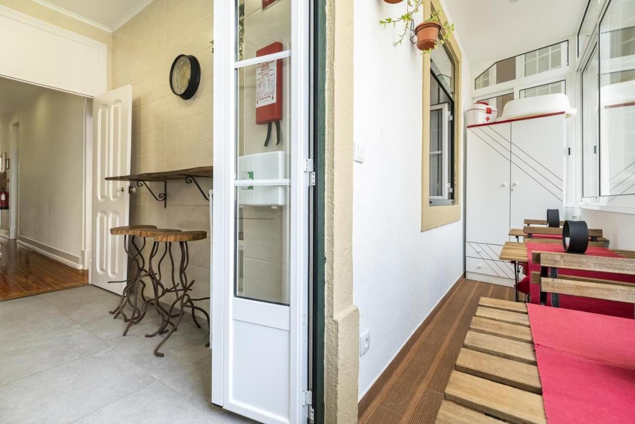 Rustic M2 R1 - Amazing Double Room With Shared Bathroom Lisbona Esterno foto